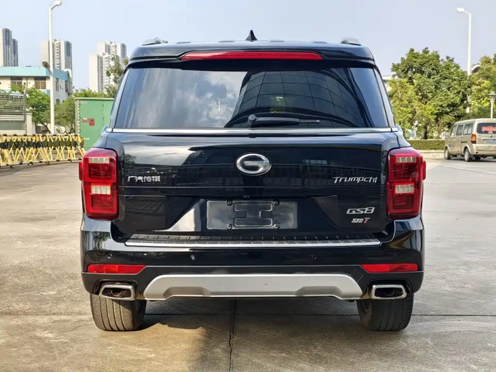 GAC Trumpchi GS8 2017 — фото 7