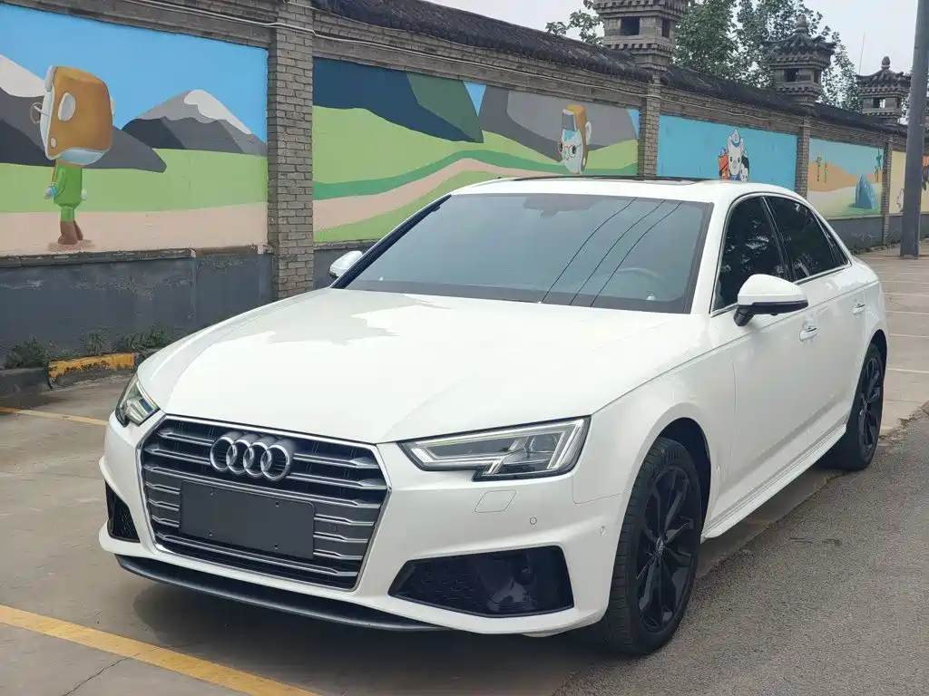 Audi A4L 2019