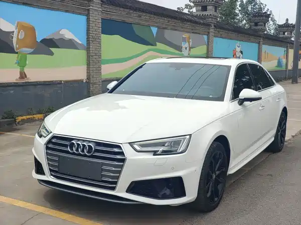 Audi A4L 2019