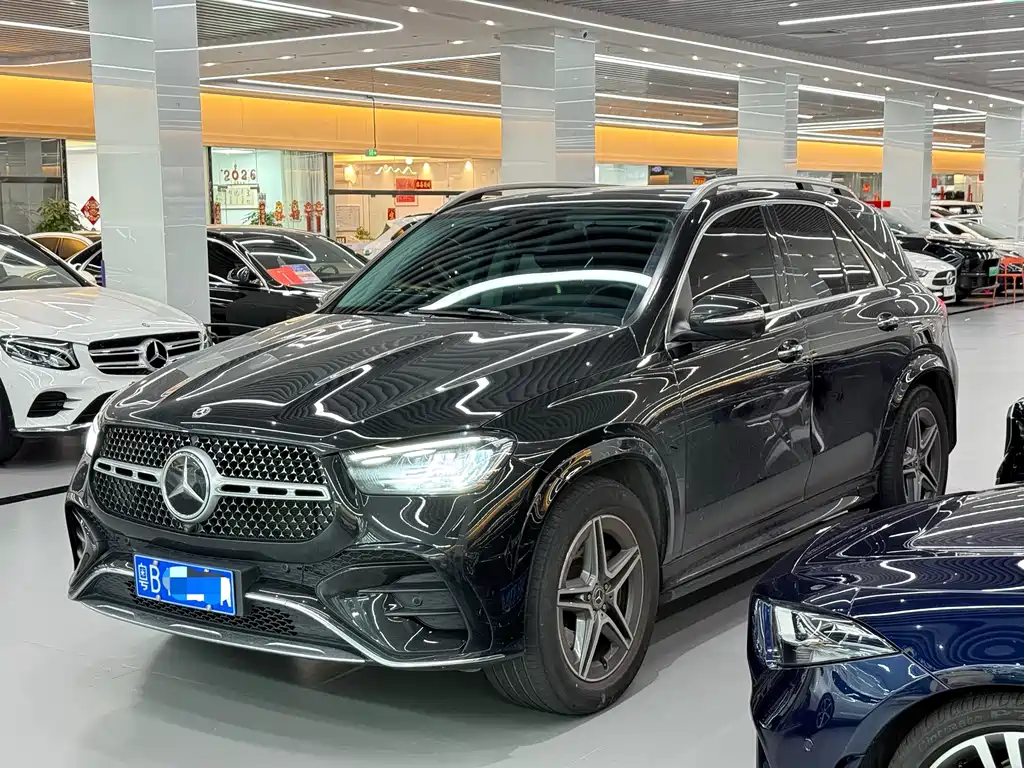 Mercedes-Benz GLE 2024 — фото 1