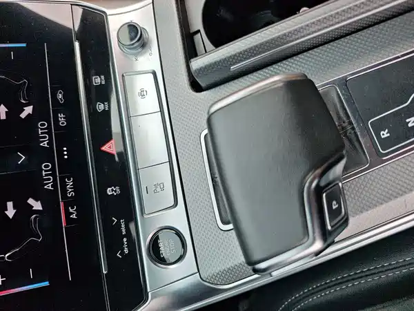 Audi A6L 2024