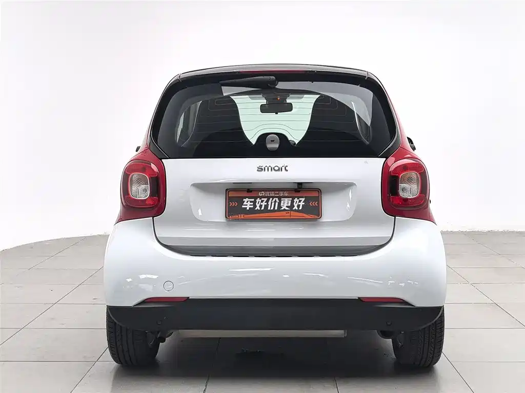 smart Fortwo 2018 — фото 4
