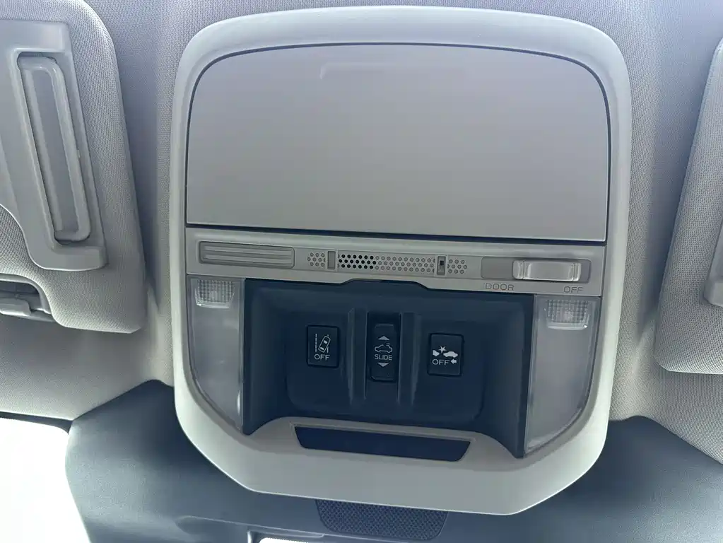 Subaru Forester 2022 — фото 18