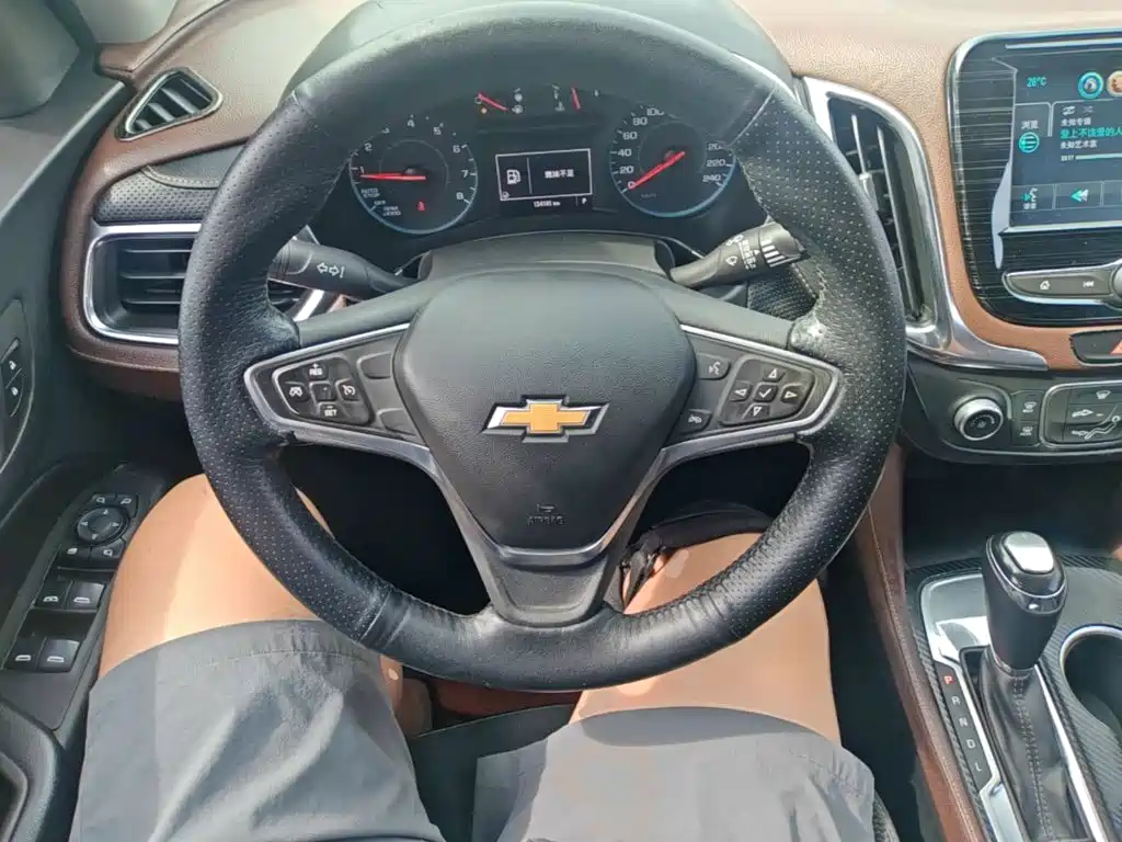 Chevrolet Equinox 2018 — фото 11