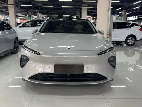 NIO ET7 2022