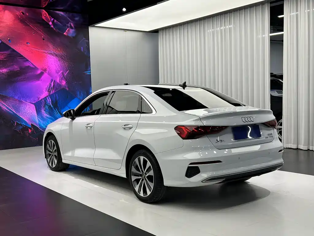 Audi A3 2021 — фото 10