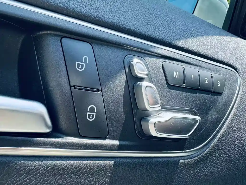Mercedes-Benz A-Class AMG 2017 — фото 15