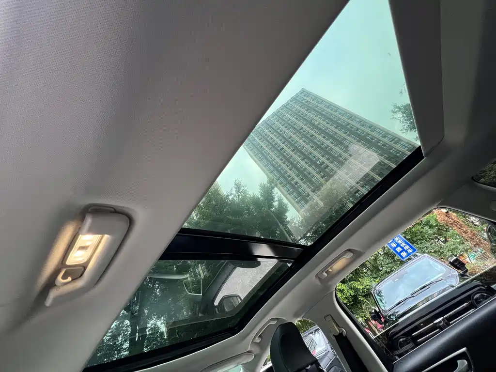 Ford Edge 2020 — фото 19