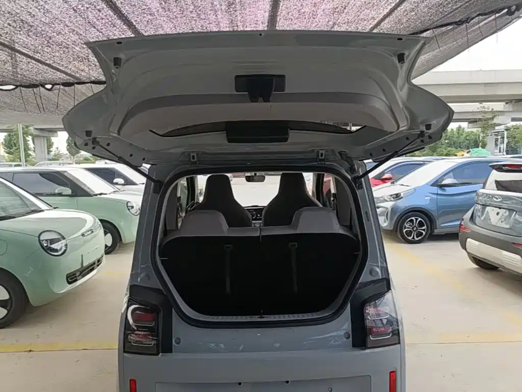 Wuling Air ev Clear Sky 2023 — фото 19