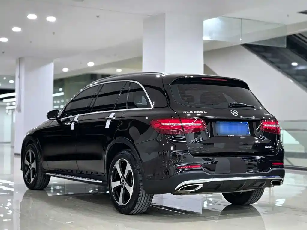 Mercedes-Benz GLC 2018 — фото 4
