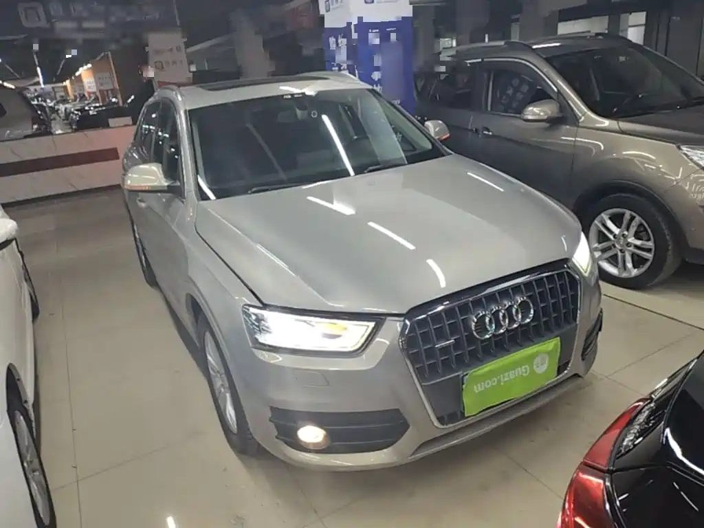 Audi Q3 2015 — фото 22