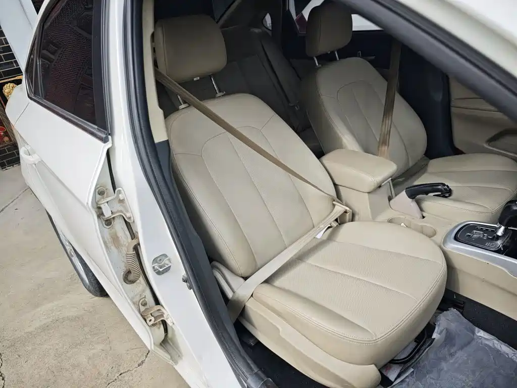 Changan Escape 2015 — фото 25