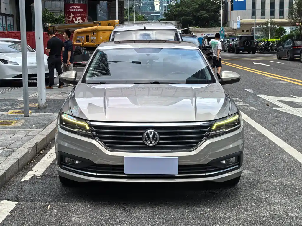 Volkswagen Lavida 2018 — фото 18
