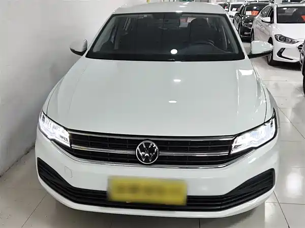 Volkswagen Bora 2021