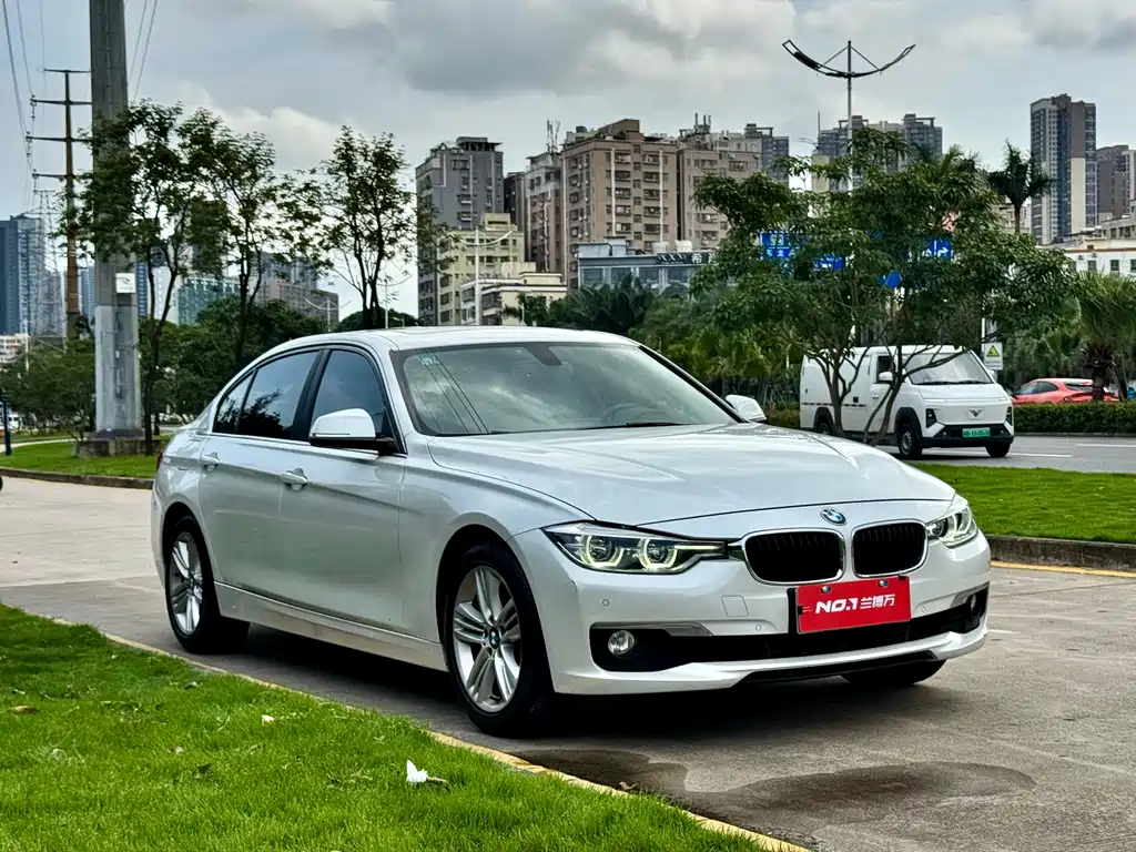 BMW 3 Series 2016 — фото 3