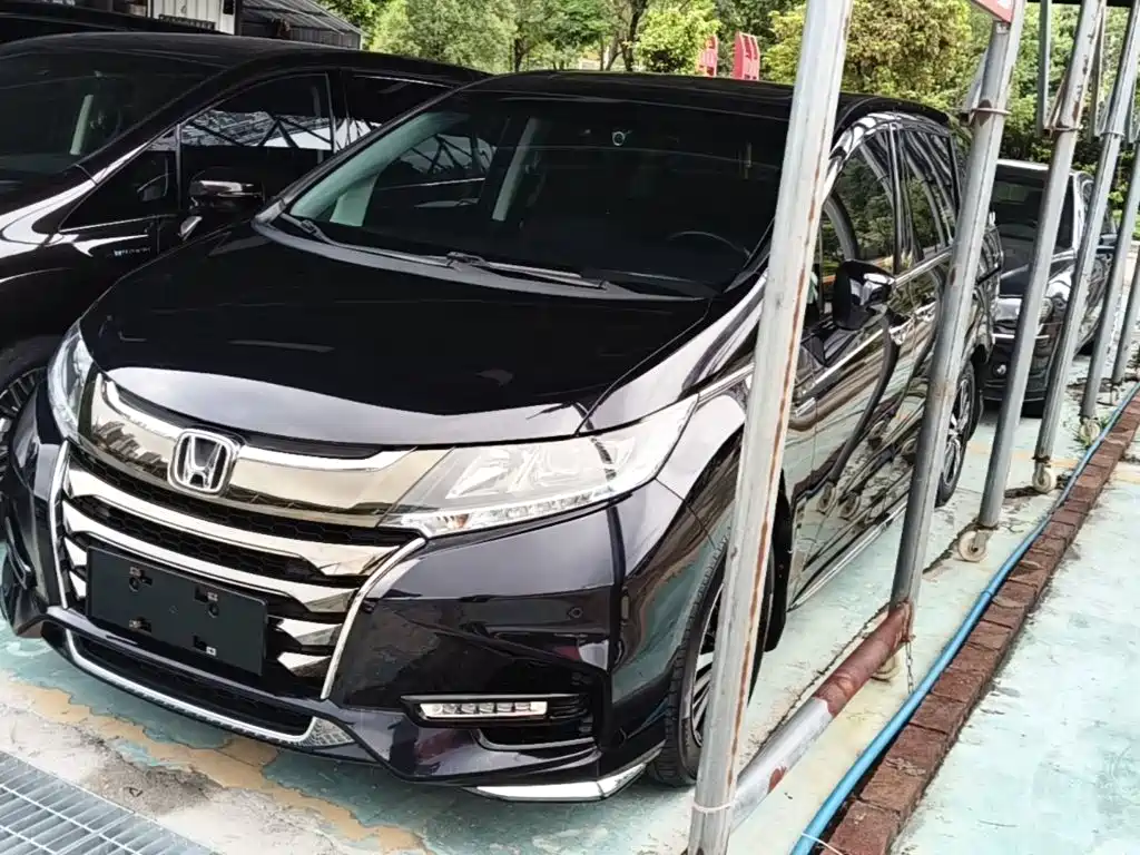 Honda Odyssey 2021 — фото 1