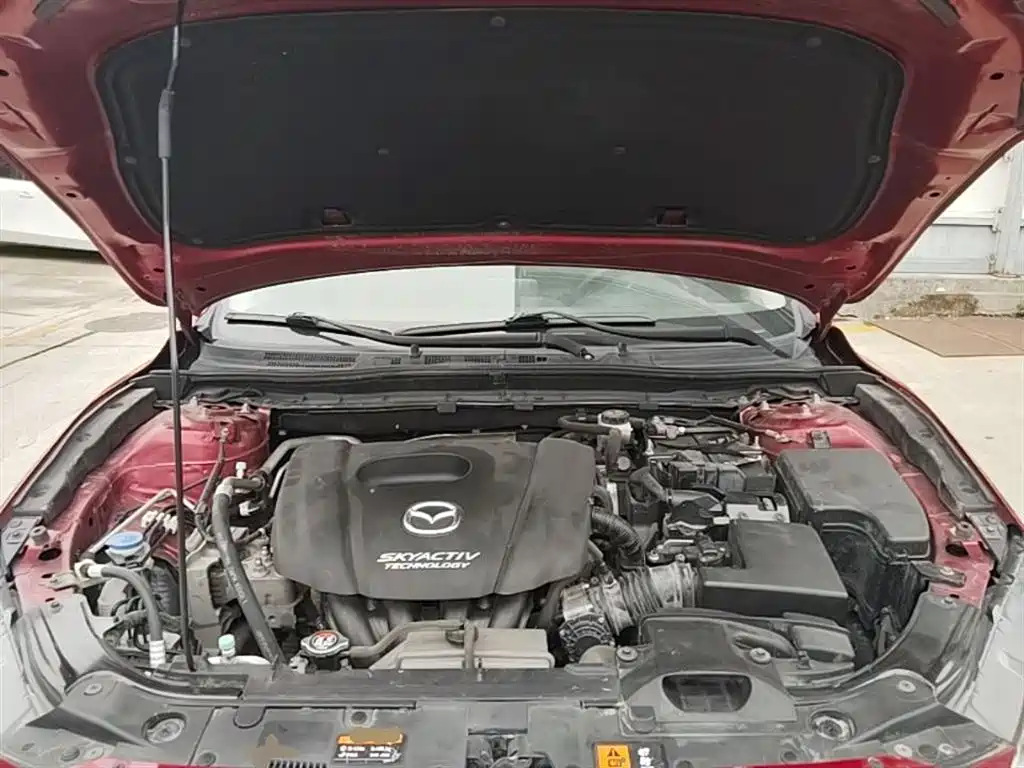 Mazda 3 Axela 2016 — фото 20