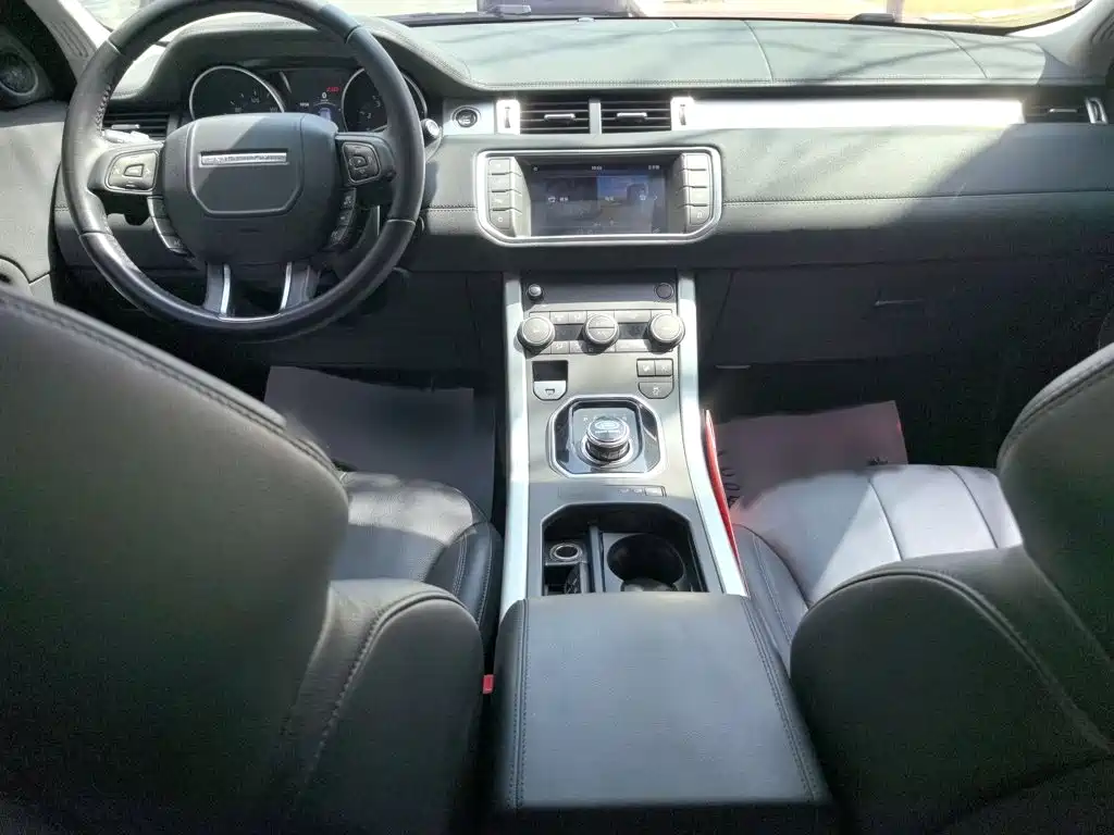 Land Rover Evoque 2017 — фото 15