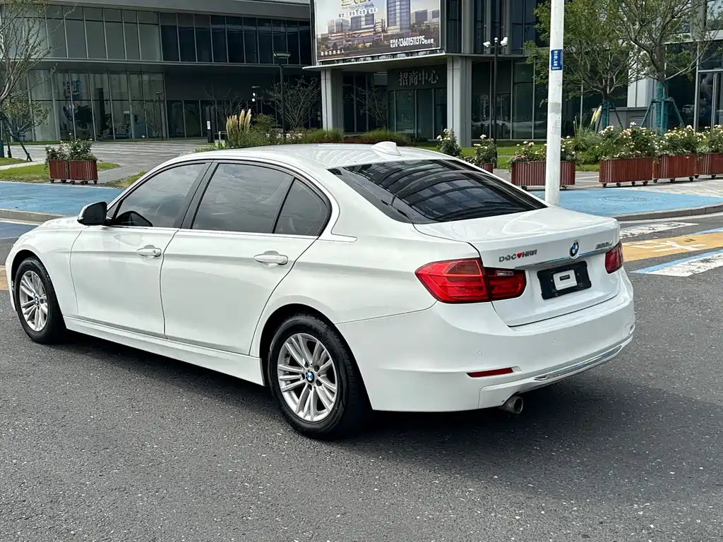 BMW 3 Series 2015