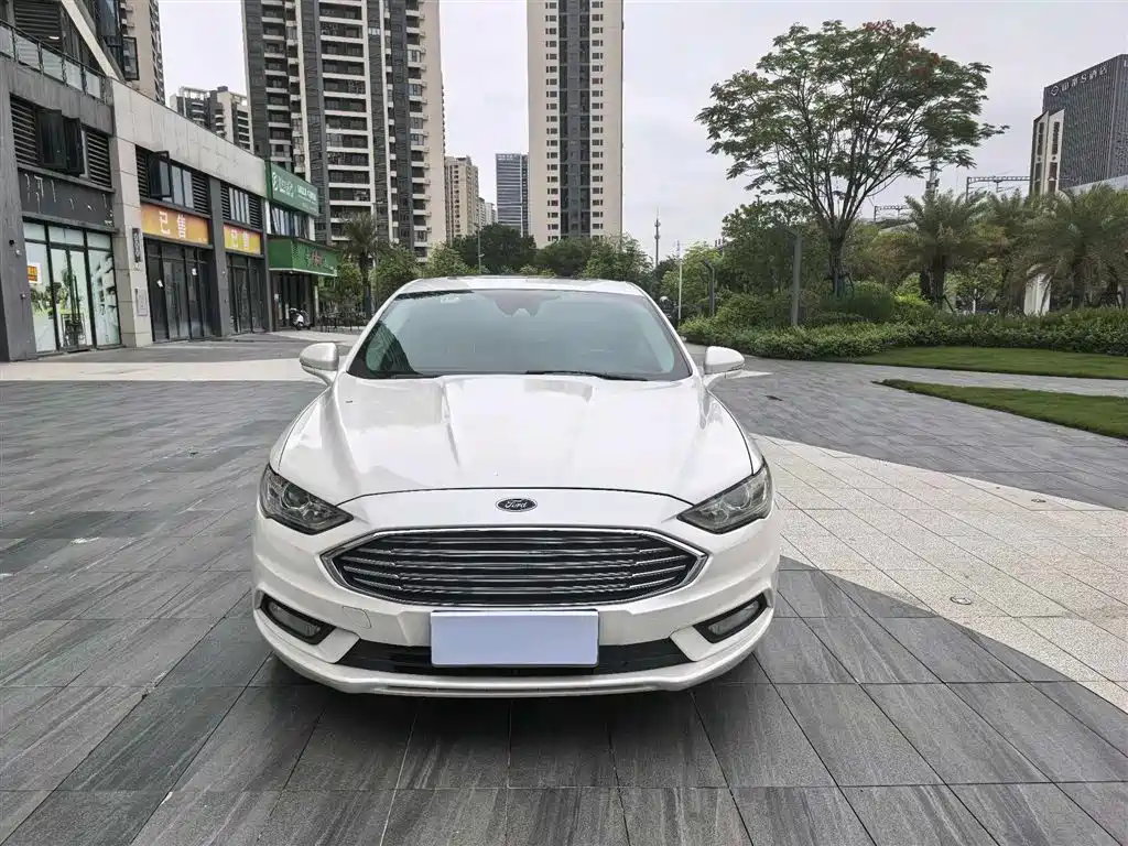 Ford Mondeo 2017 — фото 2