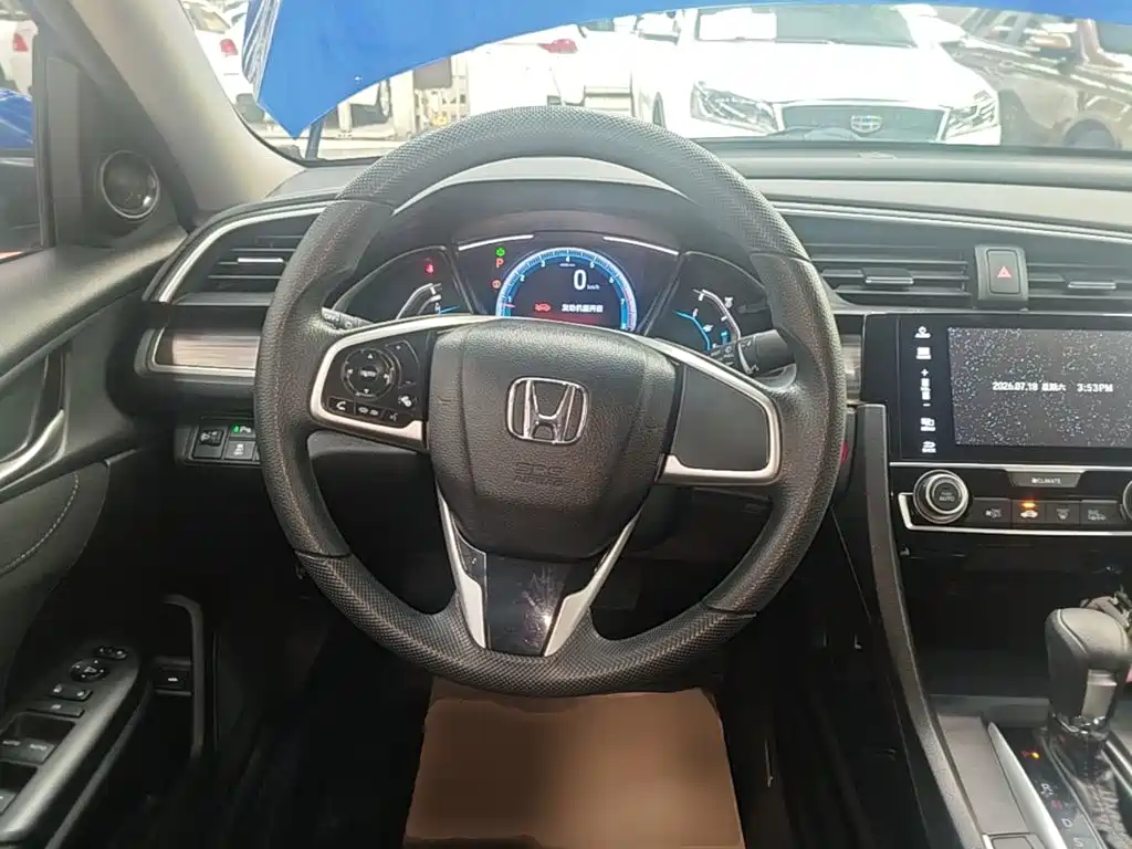 Honda Civic 2019 — фото 11