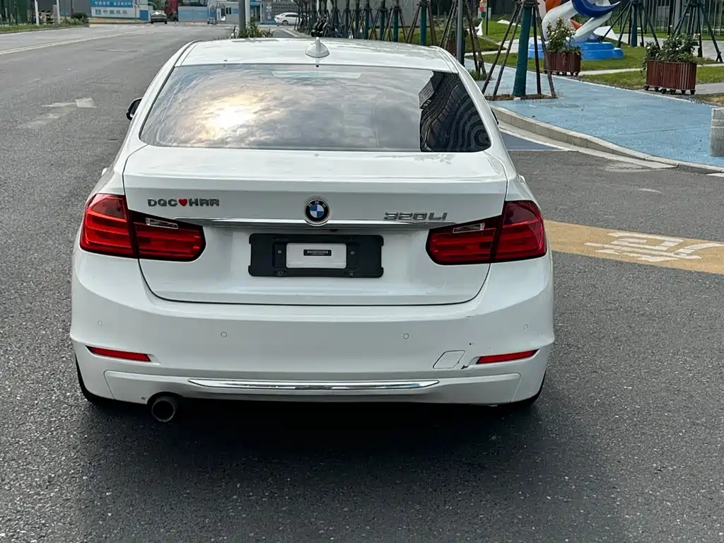 BMW 3 Series 2015