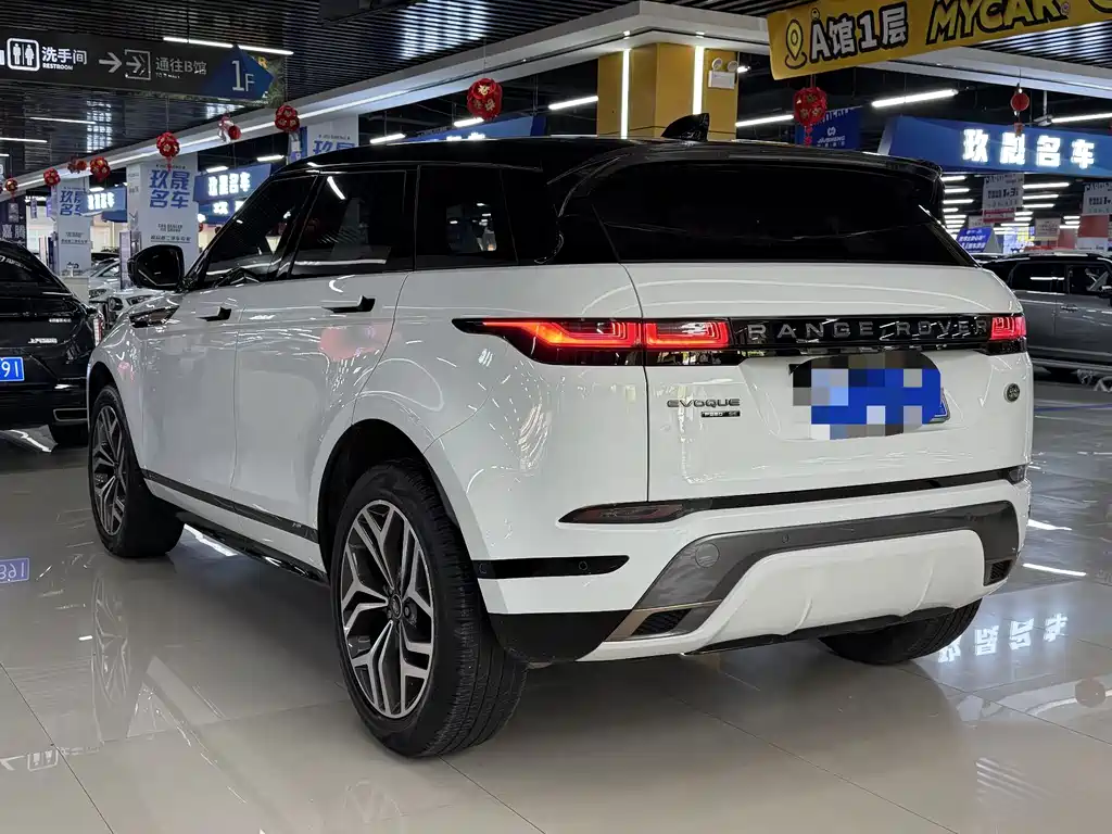 Land Rover Evoque 2021 — фото 21