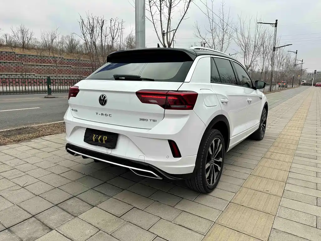 Volkswagen T-Roc 2022 — фото 8