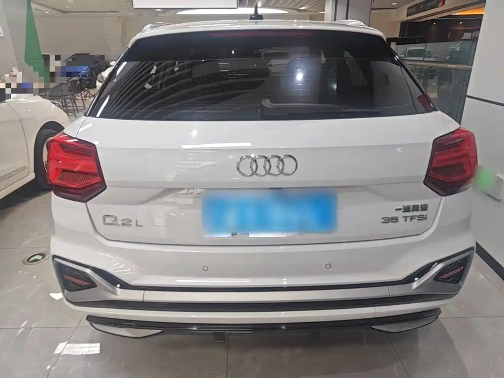 Audi Q2L 2022