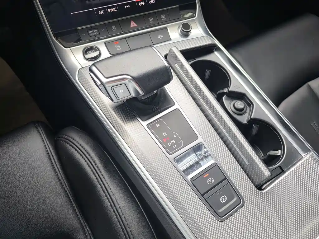 Audi A6L 2021 — фото 13
