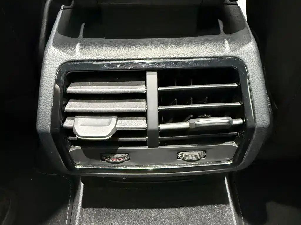 Audi Q3 2022 — фото 16