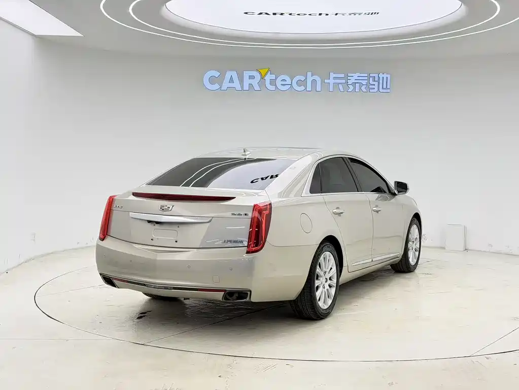 Cadillac XTS 2016 — фото 7