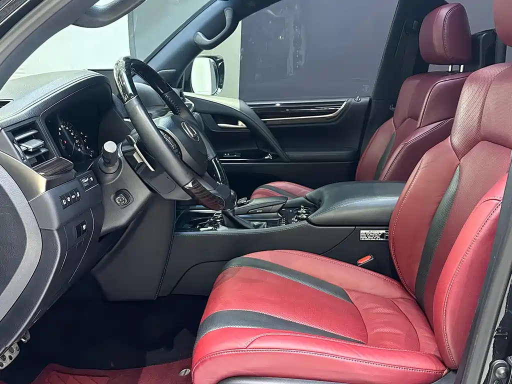 Lexus LX 2019 — фото 10