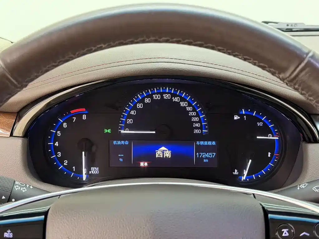 Cadillac XTS 2016 — фото 26