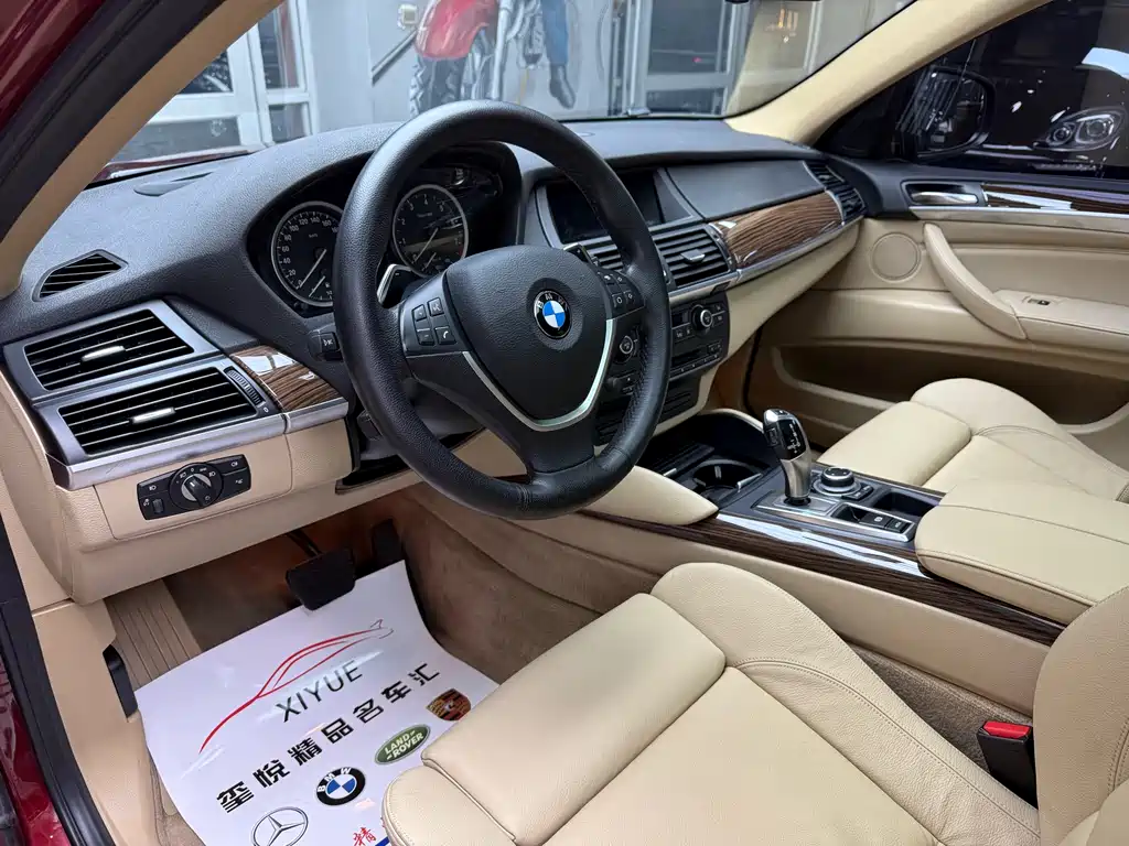 BMW X6 2012 — фото 10