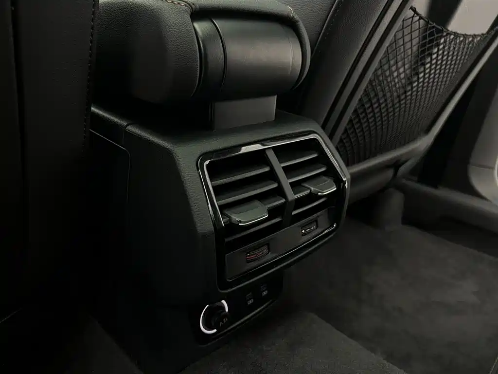 Audi Q3 2022 — фото 17