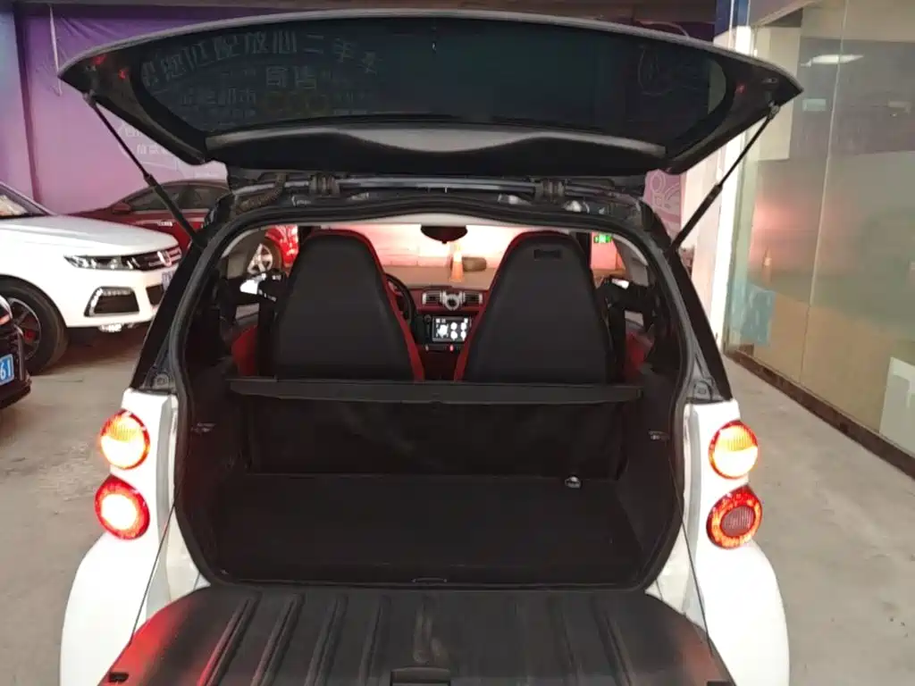 smart Fortwo 2014 — фото 19