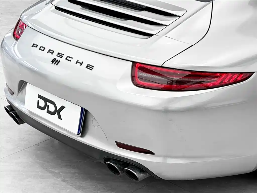 Porsche 911 2016 — фото 6