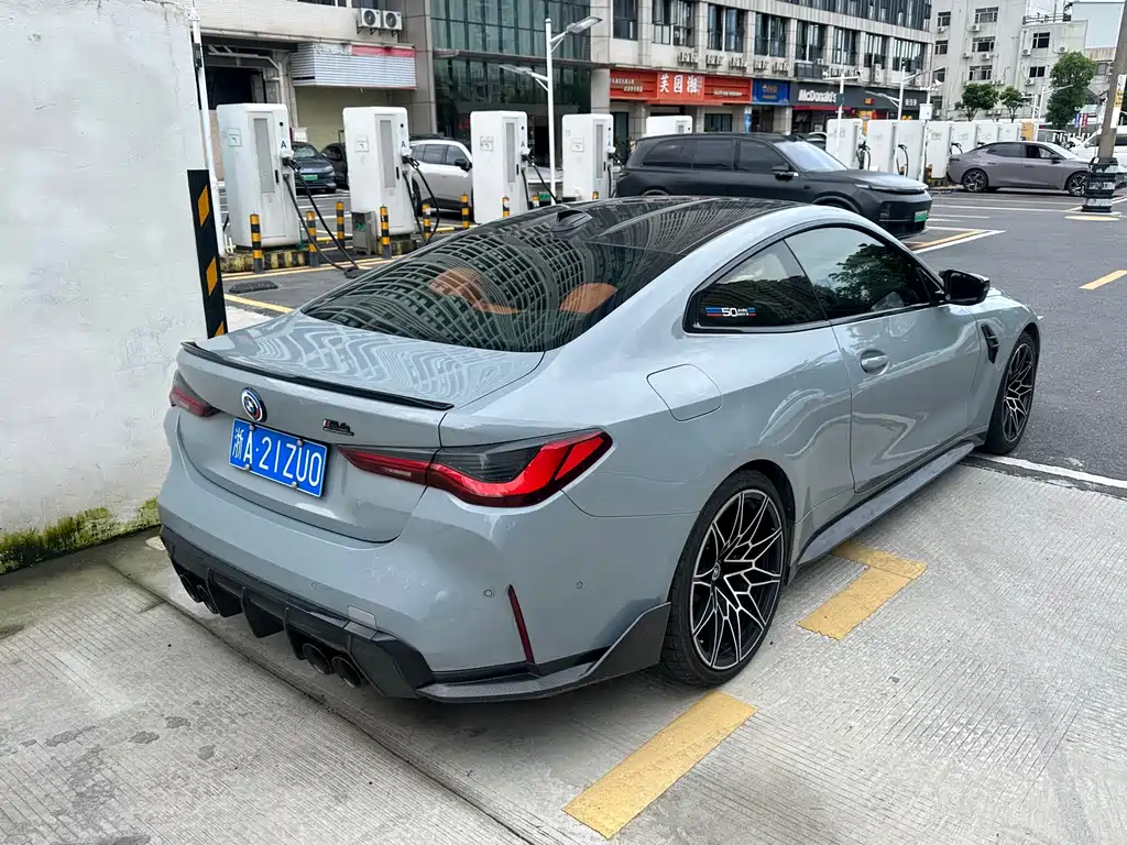 BMW M4 2021