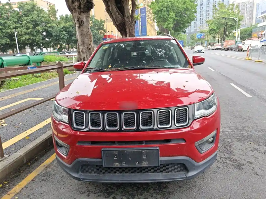 Jeep Compass 2017 — фото 3