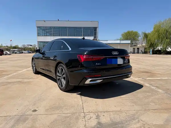 Audi A6L 2023