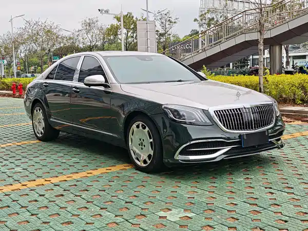 Mercedes-Benz S-Class 2012