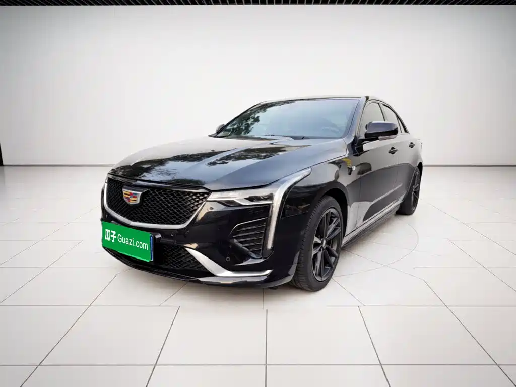 Cadillac CT4 2023 — фото 1