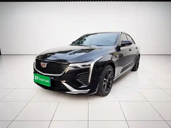 Cadillac CT4 2023