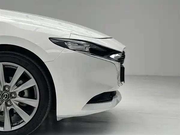 Mazda 3 Axela 2021