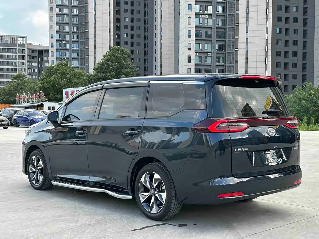 GAC Trumpchi M6 2022 — фото 4