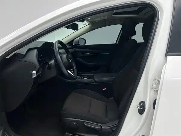 Mazda 3 Axela 2021