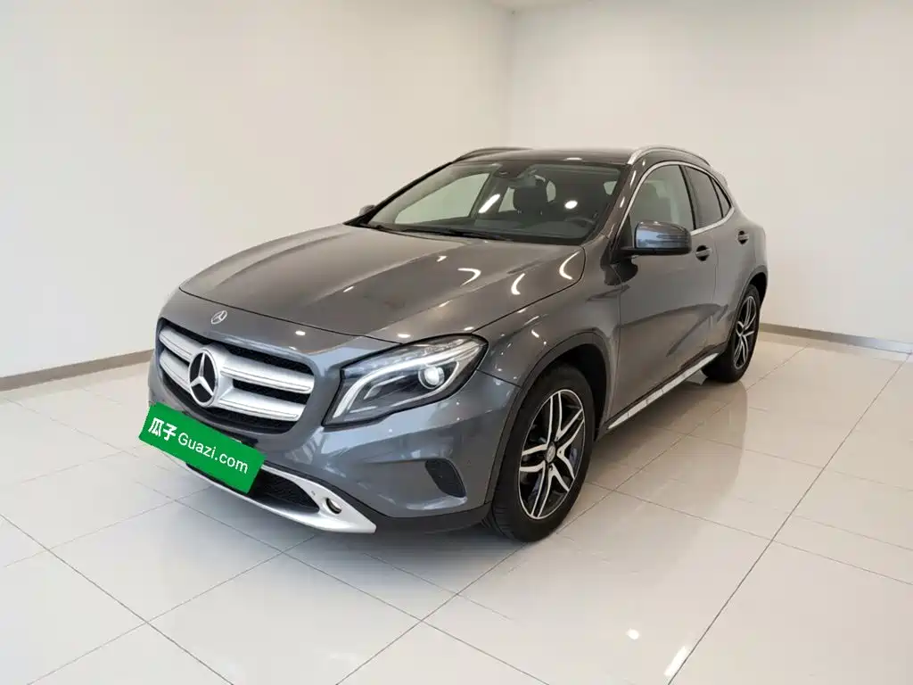 Mercedes-Benz GLA 2015