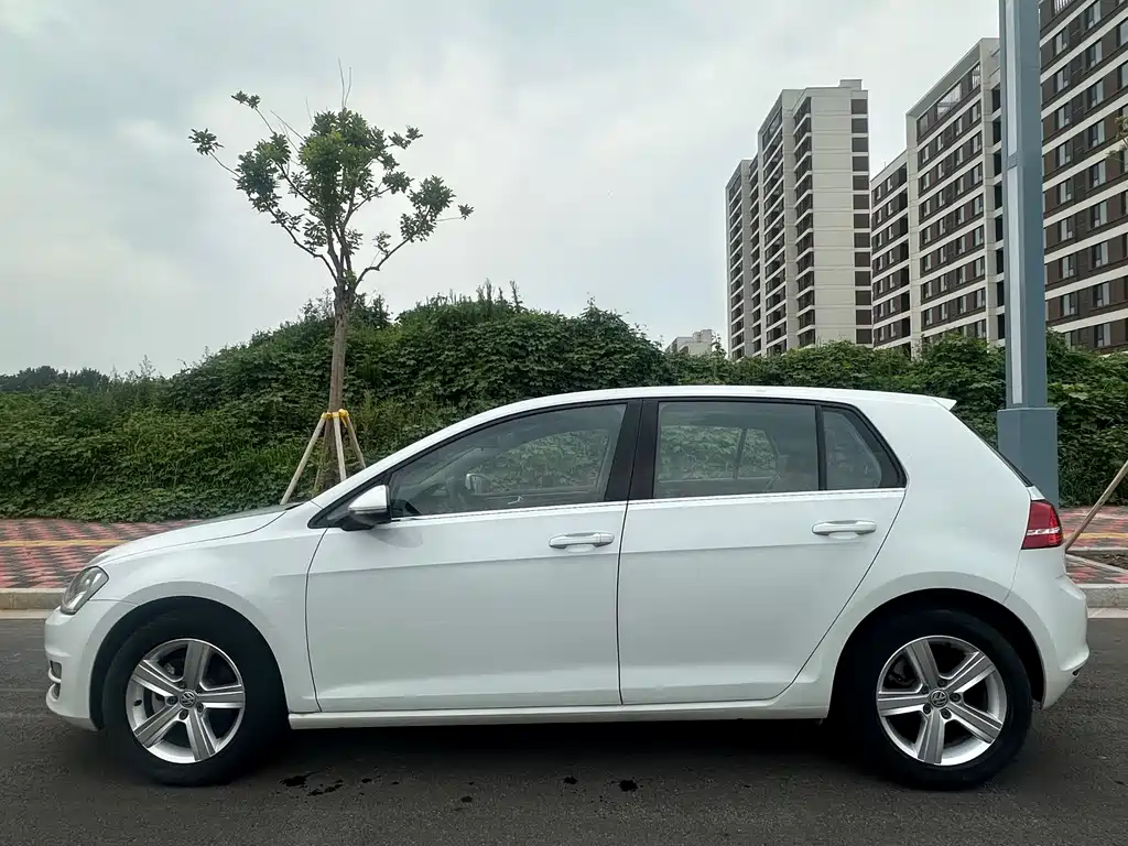 Volkswagen Golf 2016
