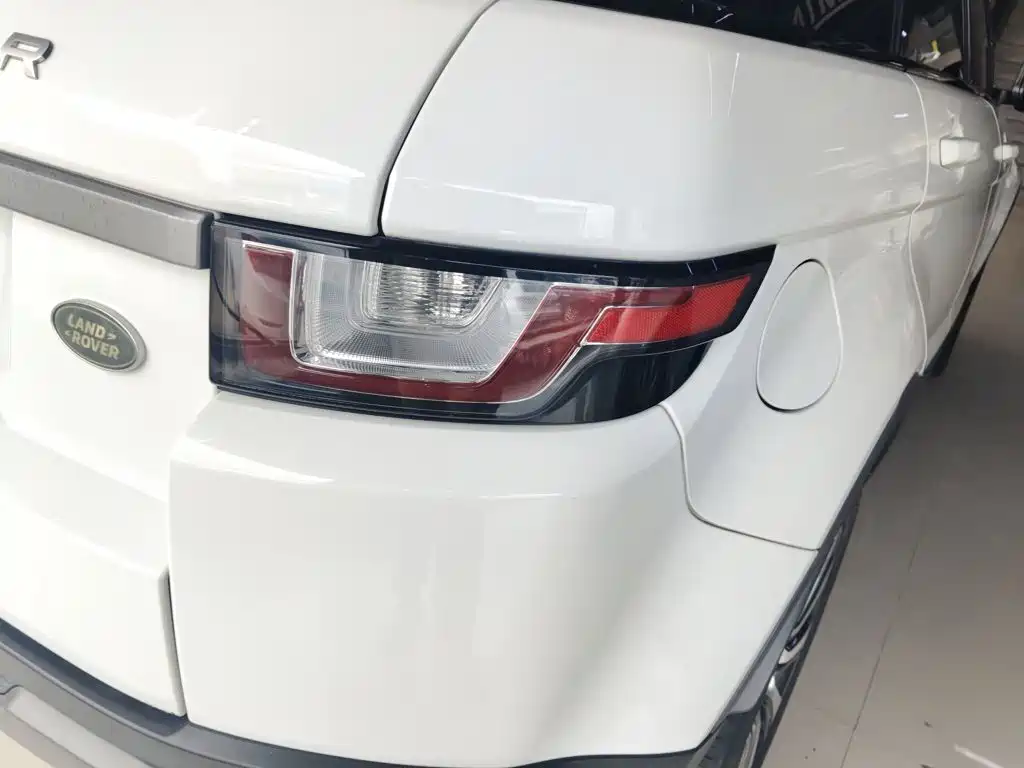Land Rover Evoque 2019 — фото 24